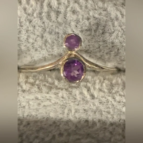 🟠Sterling Silver Ring With 2 Faceted Amethyst - Picture 2 of 4